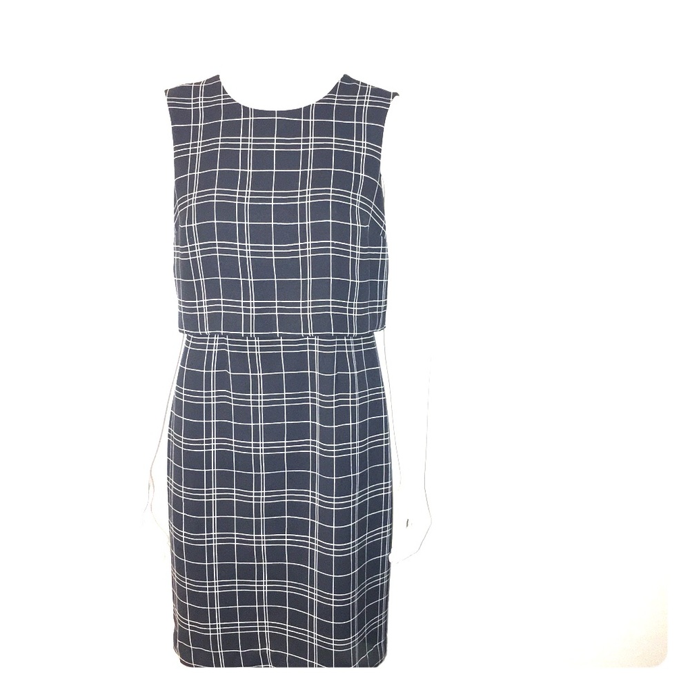 0120 Banana Republic Navy Blue Sheath Dress